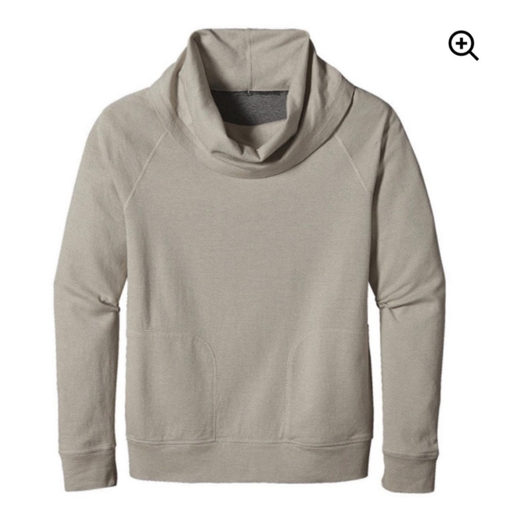Patagonia W’s reversible cowl neck double knit pullover, size small
